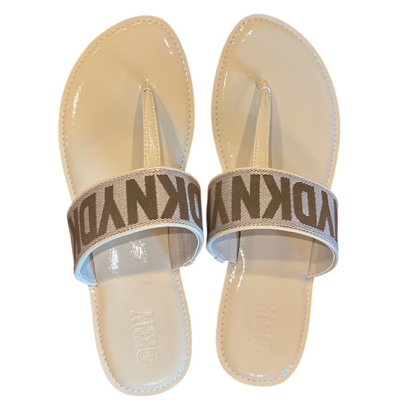 DKNY Logo Thong Sandals Womens Size 11 Nude Patent Slip On Flat Summer - Picture 3 of 11